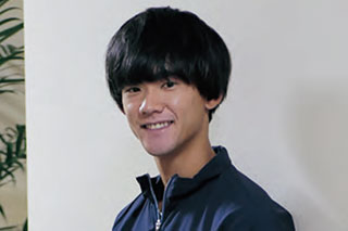 髙畑 里玖