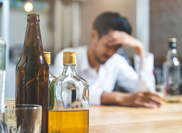 二日酔いにならないための対策を飲酒前・中・後で解説!治す方法も