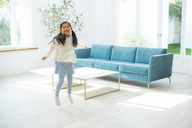子どもがのびのび遊べる「防音材」