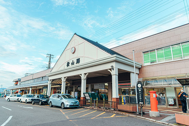 JR松山駅