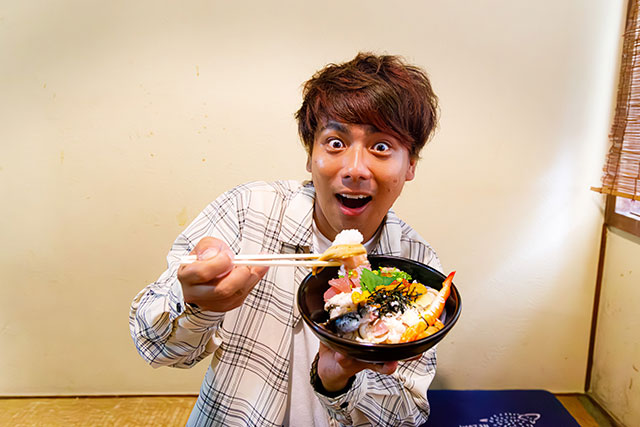 「全部のせ海鮮丼」¥1,680