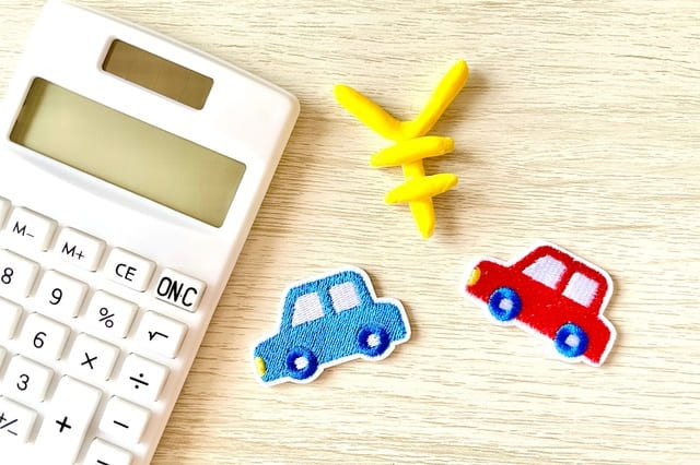 普通車の購入時にかかる自動車の税の種類と相場