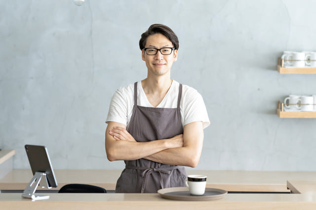 医療保険に加入する必要性がある人