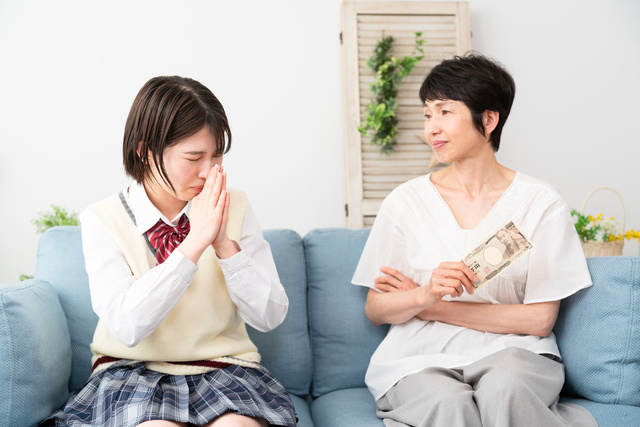 中学生へお小遣いを渡すタイミングの平均は？