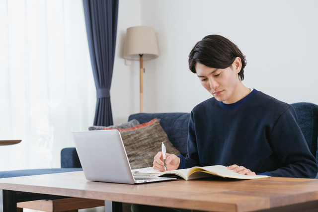 初心者が投資の勉強をする際の注意点