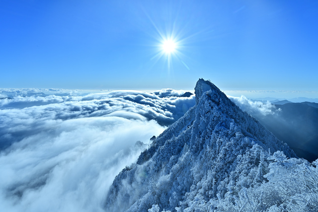 雪が多い四国の代表的な山地エリア