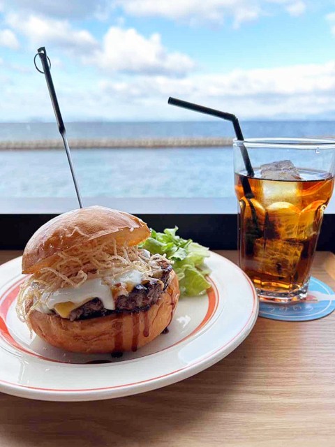 絶品ハンバーガー