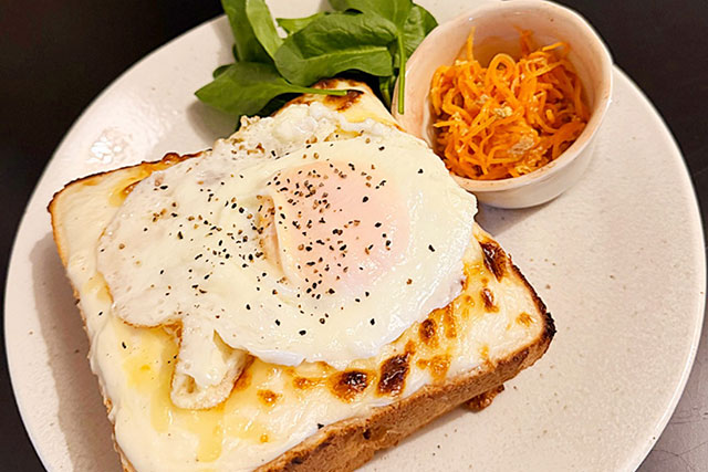 カフェ晴レ家