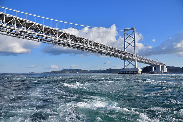 大鳴門橋
