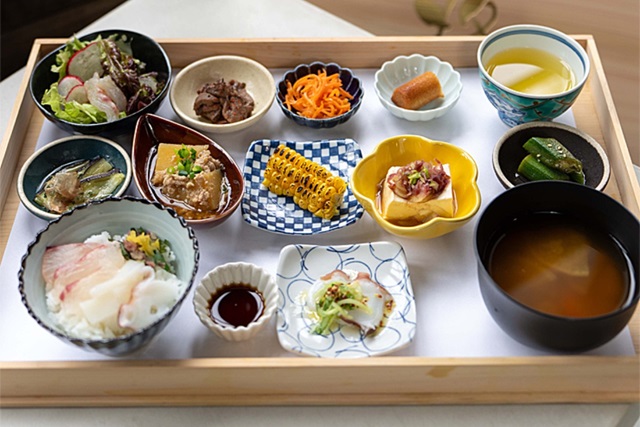 古民家カフェ 柊（大洲市）築100年の元酒屋を改装した和モダンなカフェ