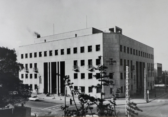 伊豫銀行